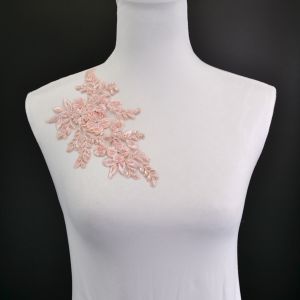 Ruha applikáció rózsaszín virágcsokor - jobb oldal